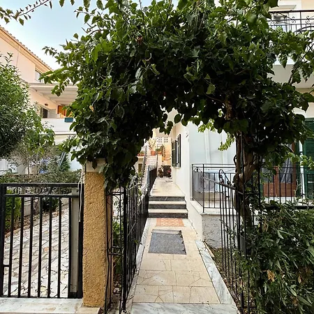 Bella Vista Apartment *